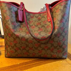 Coach tote with matching wallet